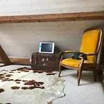 - Close To - Proche De La Ferienhaus Glatigny