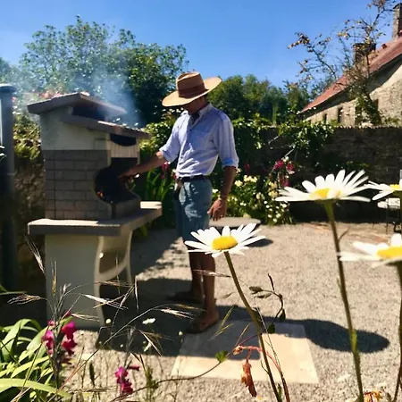 - Close To - Proche De La Сasa de vacaciones Glatigny