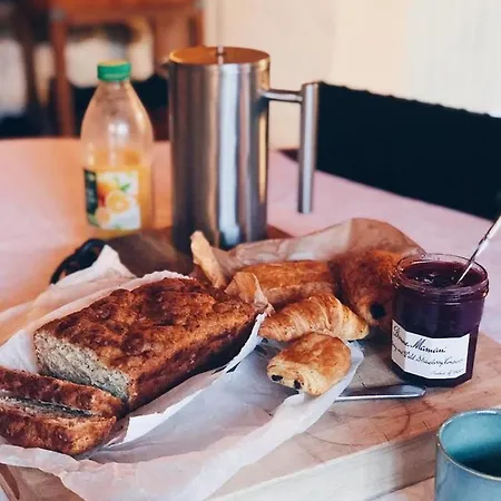 - Close To - Proche De La Сasa de vacaciones Glatigny