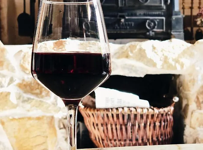 Holiday home - Close To - Proche De La