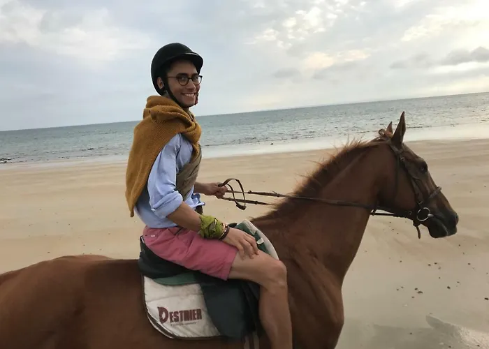 - Close To - Proche De La Hébergement de vacances Glatigny