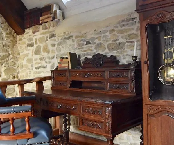 - Close To - Proche De La Holiday home Glatigny