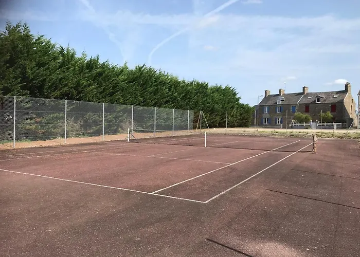 - Close To - Proche De La * Glatigny