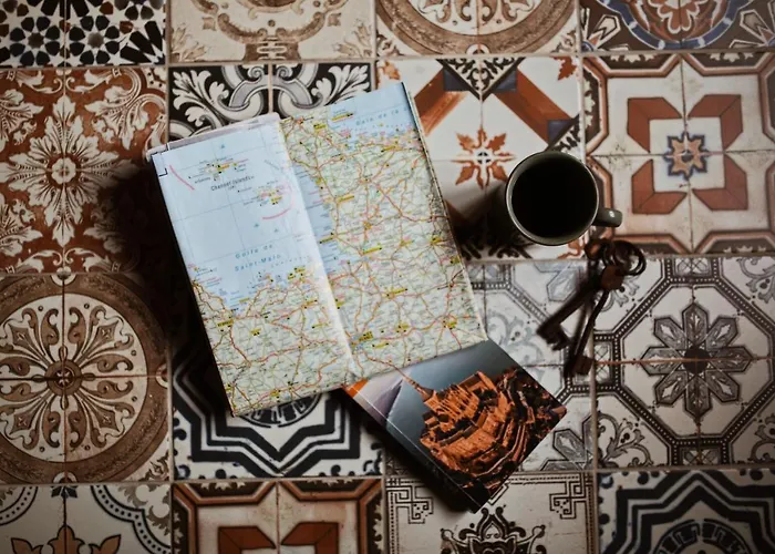 Holiday home - Close To - Proche De La *